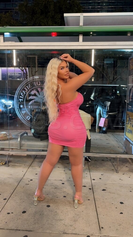 Ashley Barb