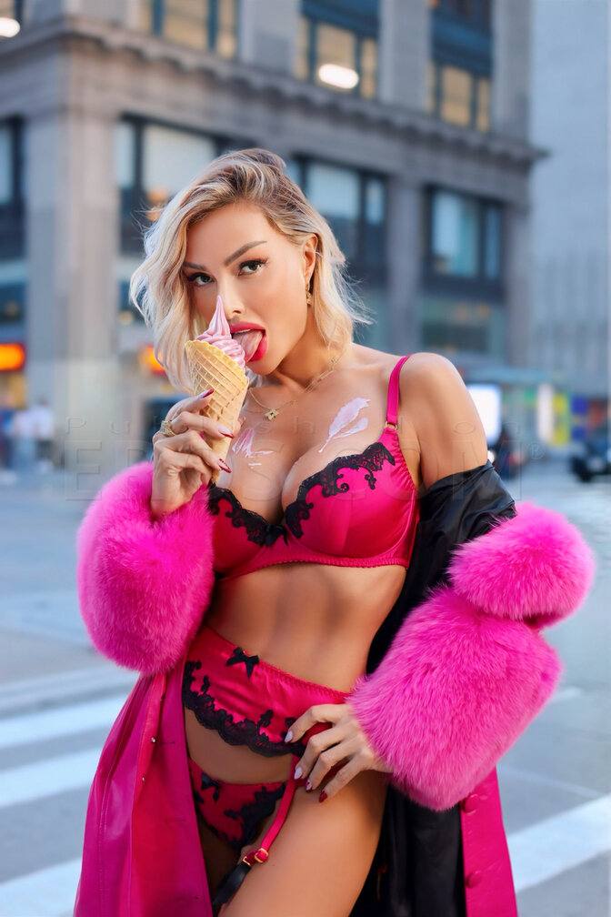 Ms.Sin-Skye