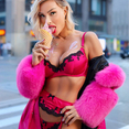 Ms.Sin-Skye