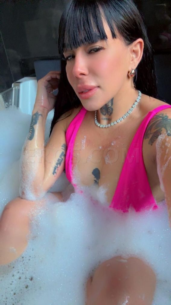 Beautiful Latina in the city