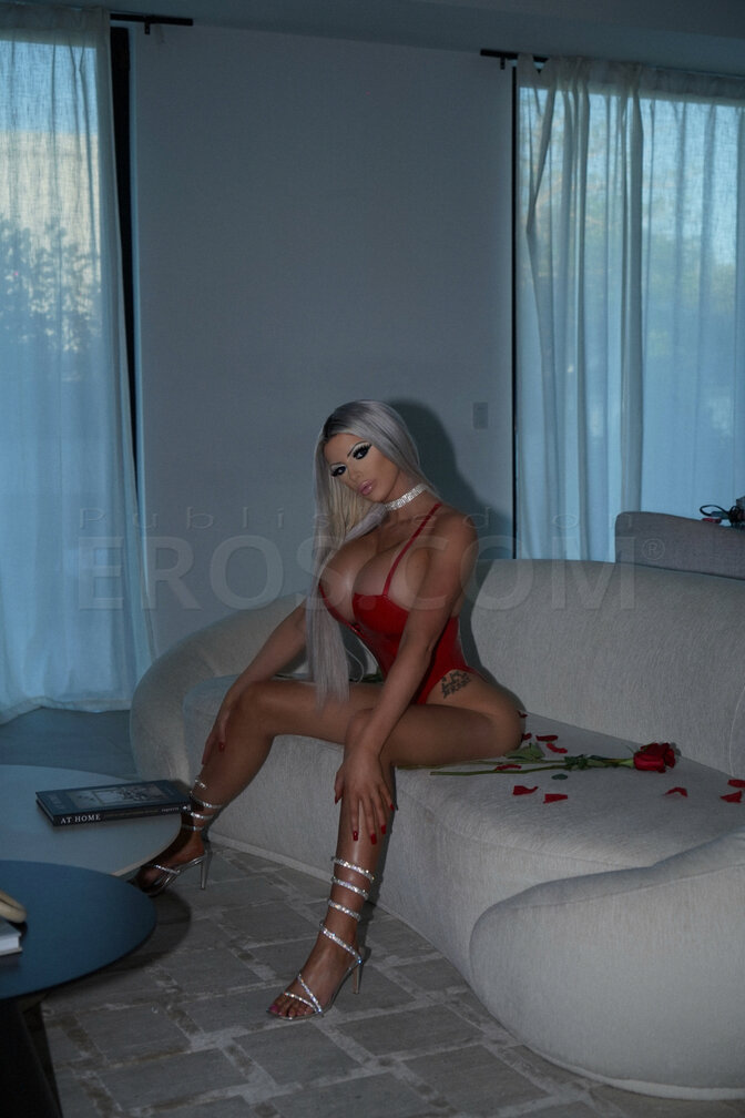 VIP Noelle