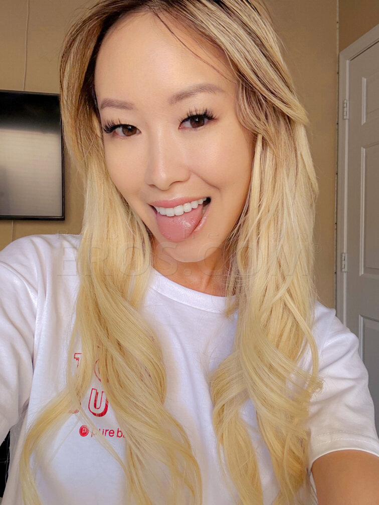 Bella Nicole