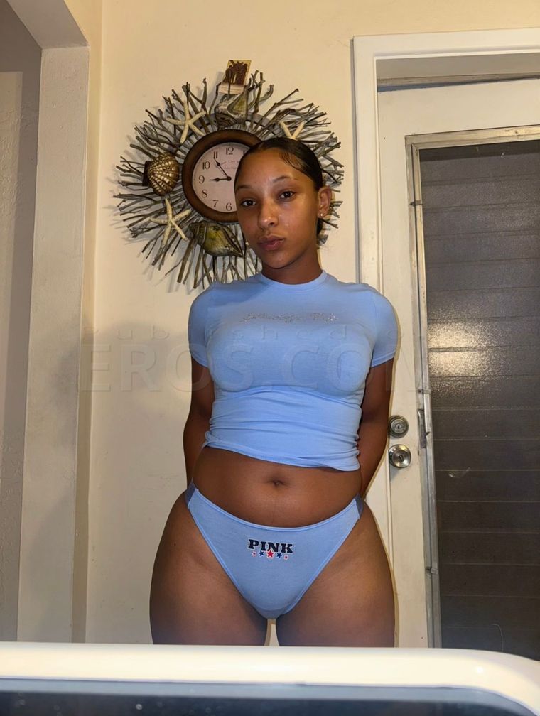Light Skin Caramel Baddie