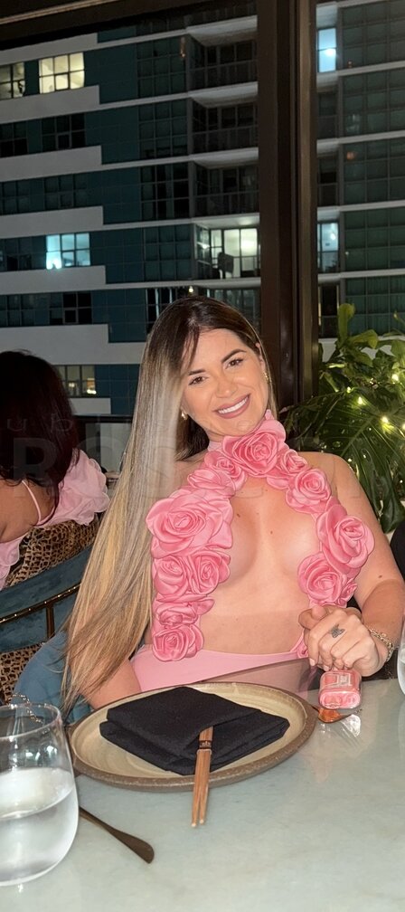 Sexy Latina Girl