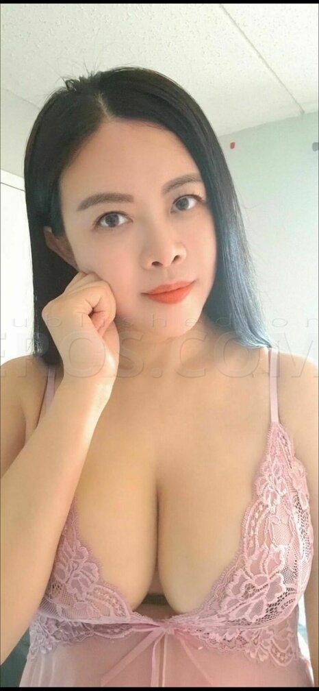 beautiful Asian girl