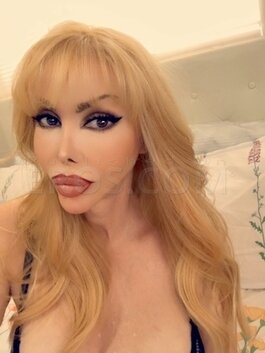 TS Raquel Fox