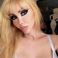 TS Raquel Fox