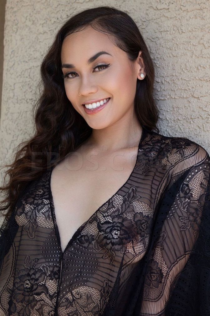 Ruby Skye in Nashville