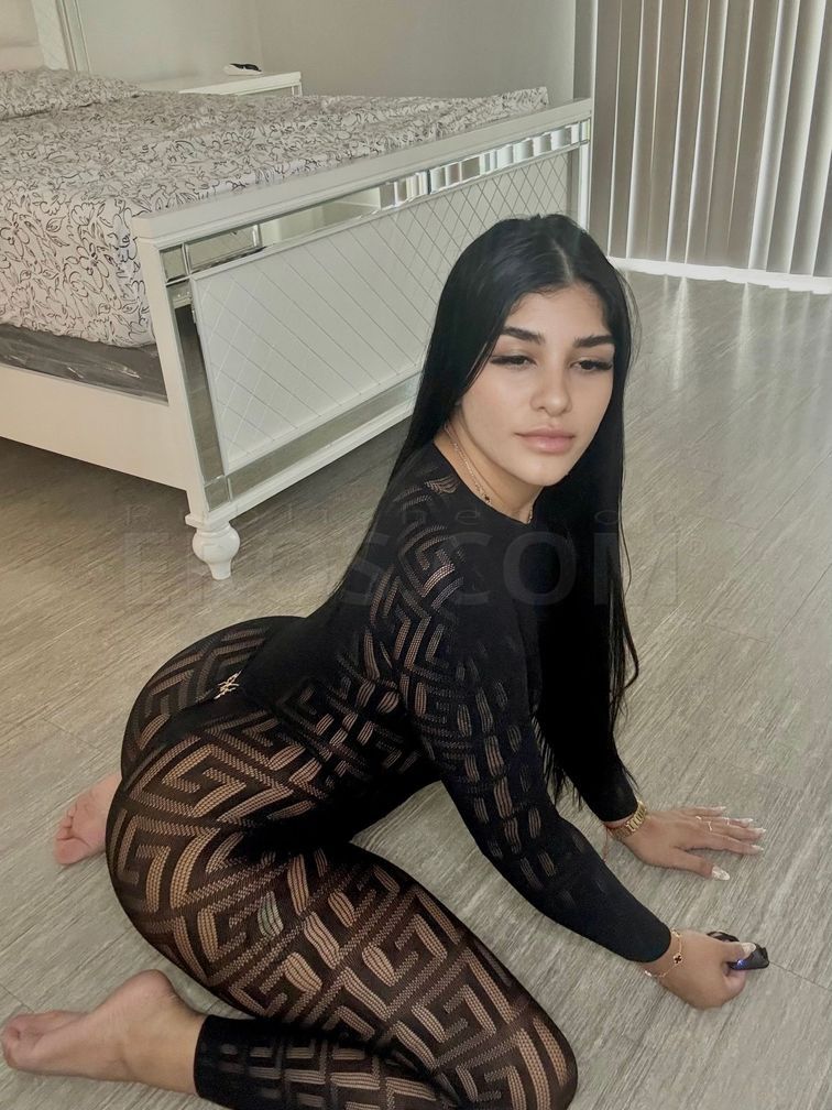 Mia
