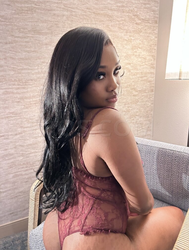 Mya loving