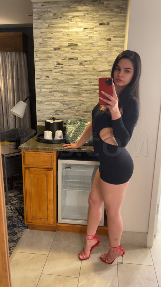 Nicole Winning