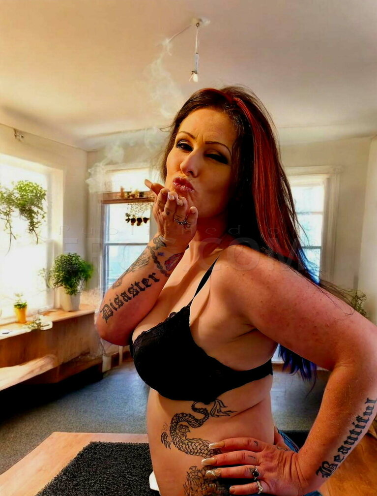 Alicia Oaks