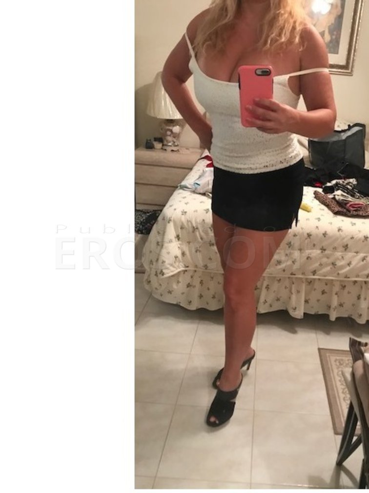 Asheville Escort