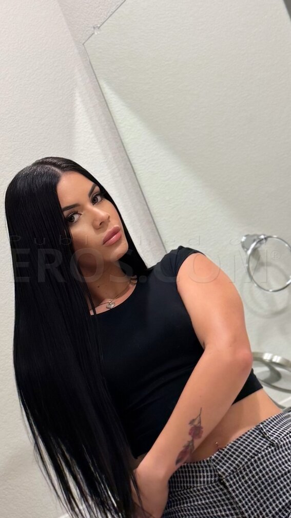 VIP Laura