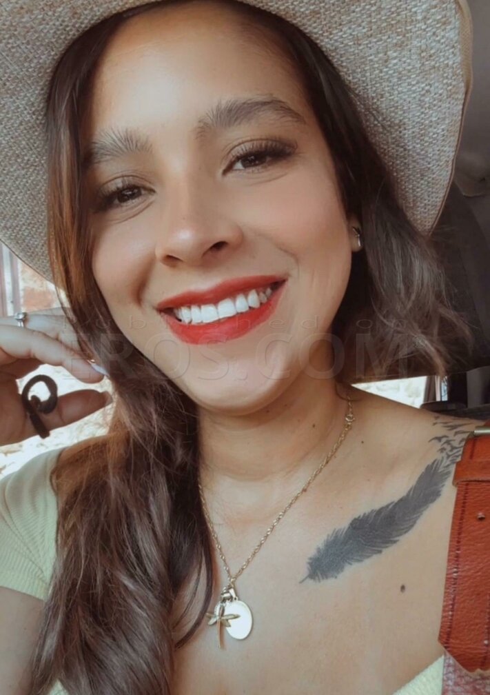Emily Latina