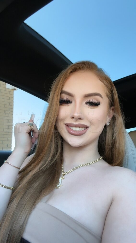Sweet and Sexy Lexi