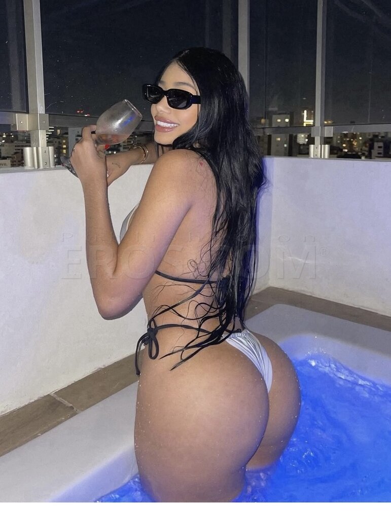 Mia