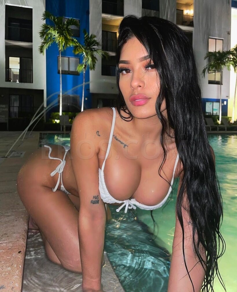 Mia