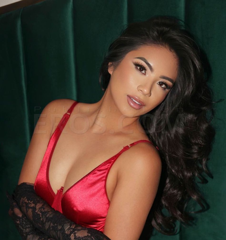 Mia DiRosa