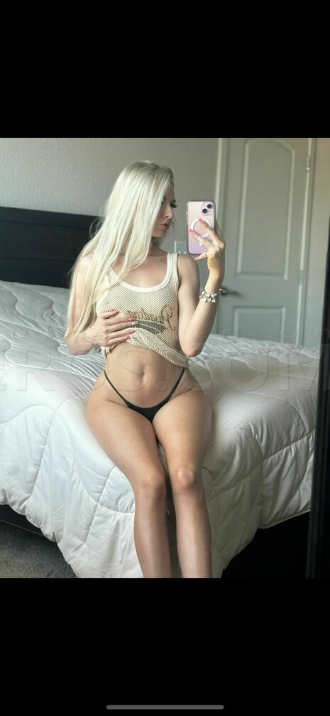 Sara White
