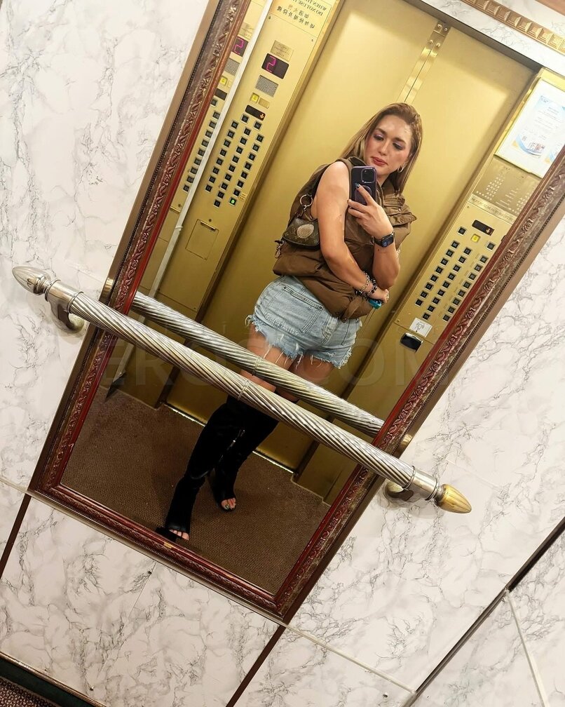 VIP Sexy Lexi back in nyc