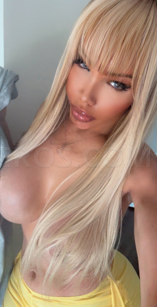 SEXY SUMMER TS