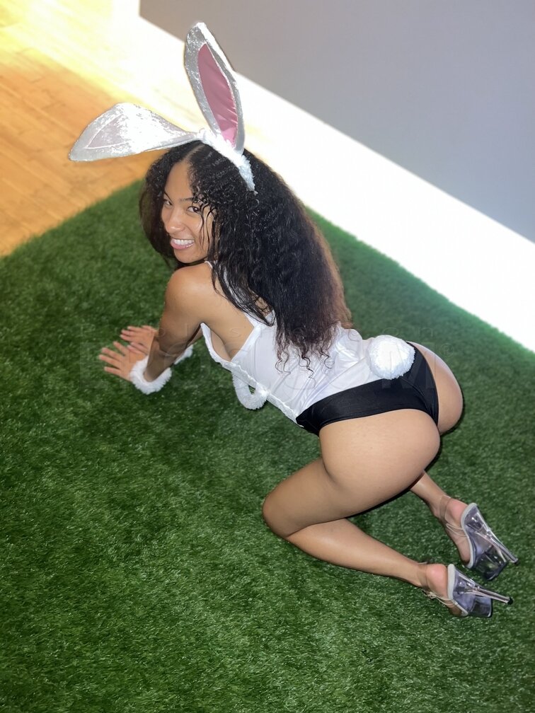 Sonya Lee