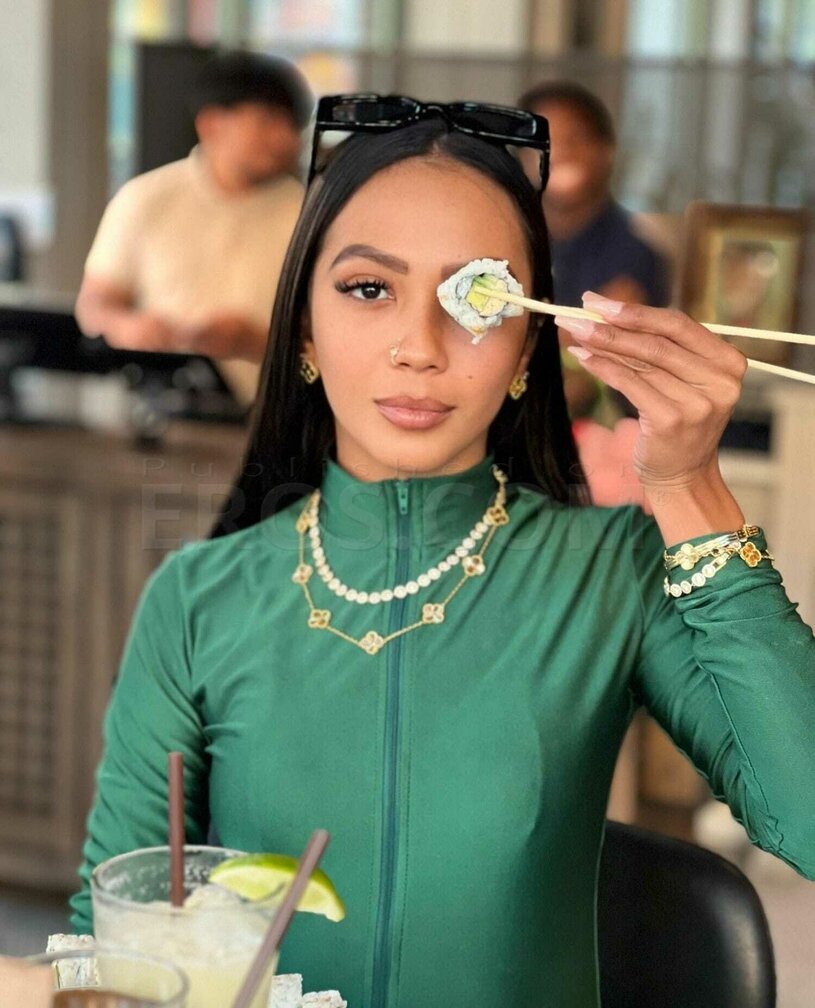 Mia