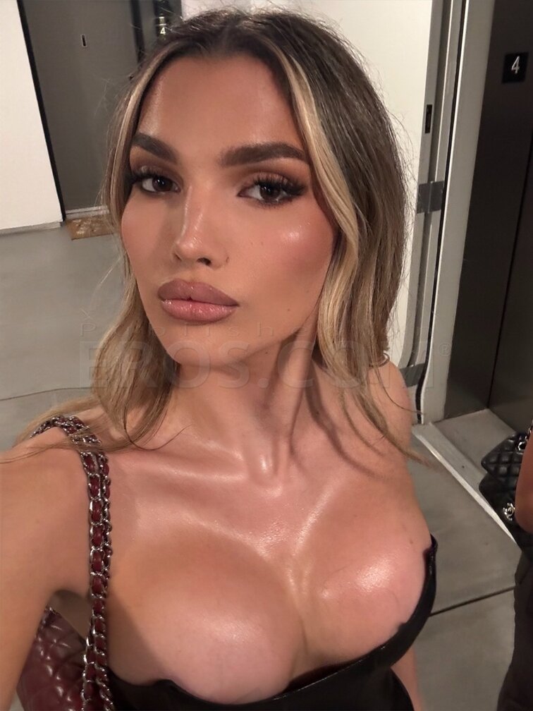 Chloe