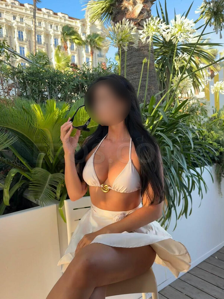 Bruna in Rosemont
