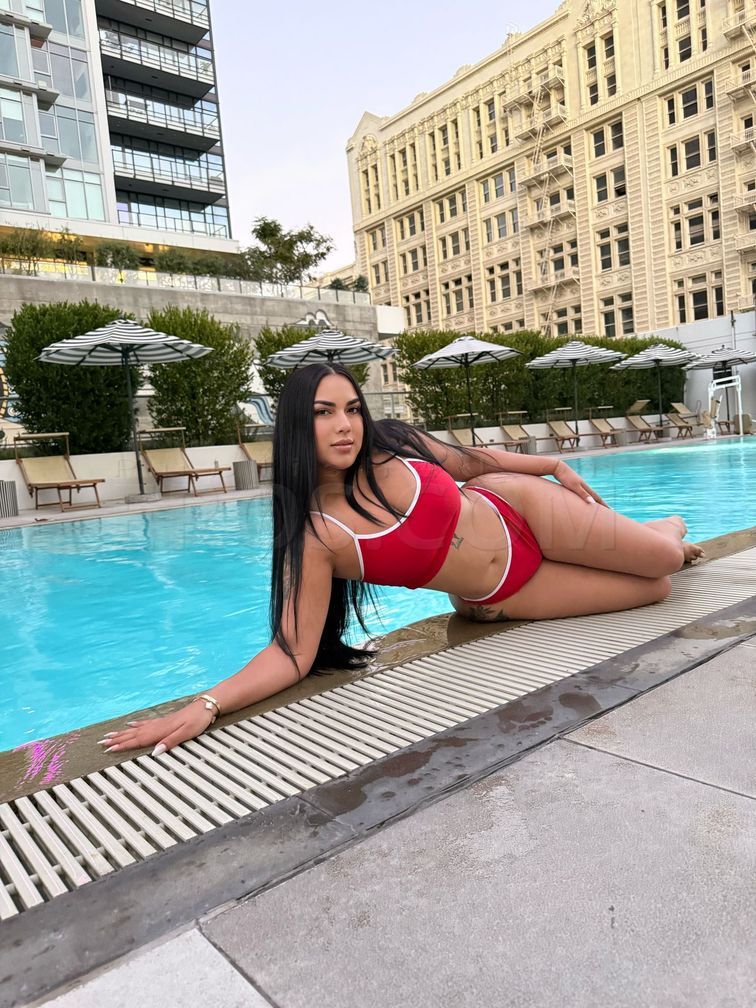 Mia