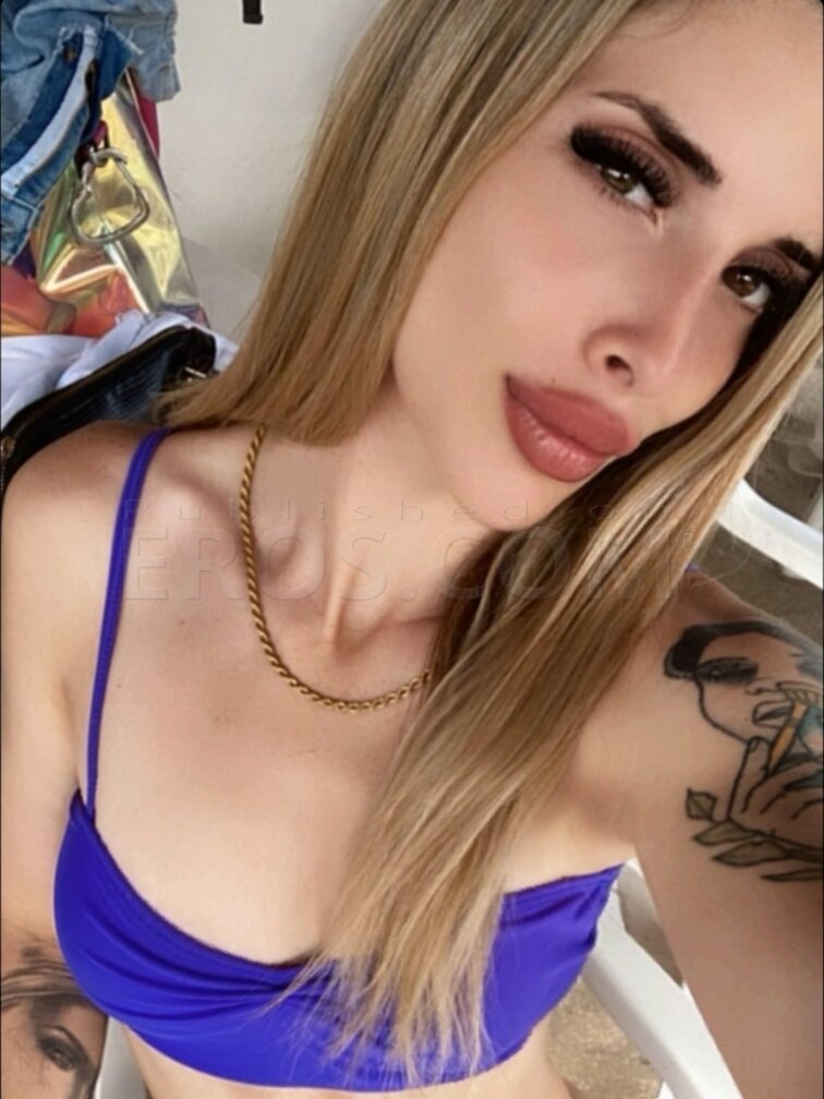 Zoe Mila