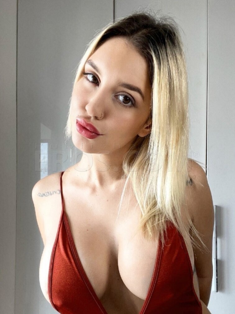 Emma Davis