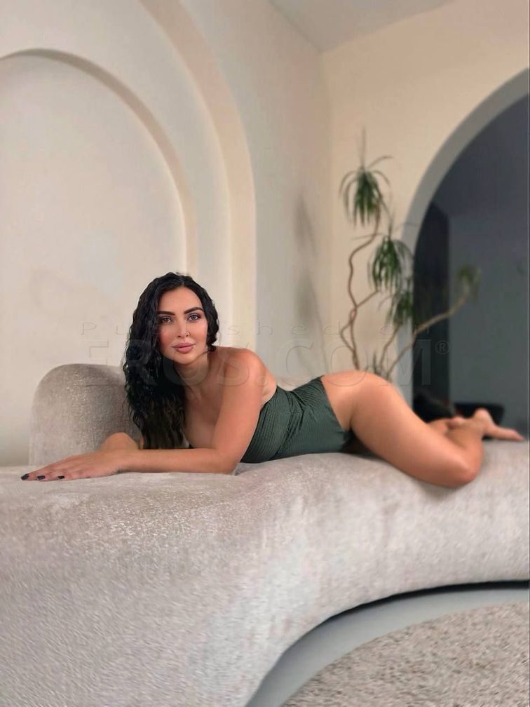 Mariana in Novi