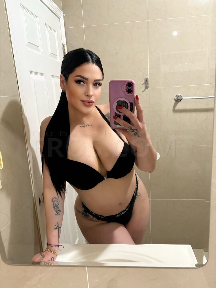 Mia