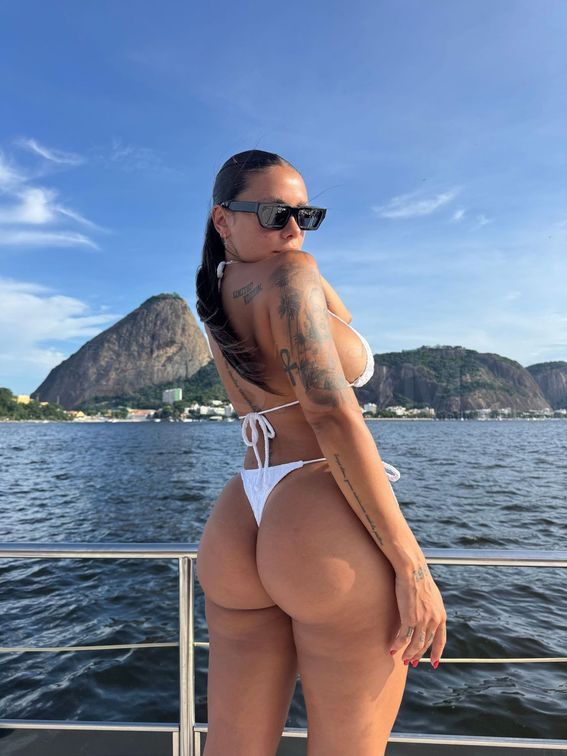 Bella