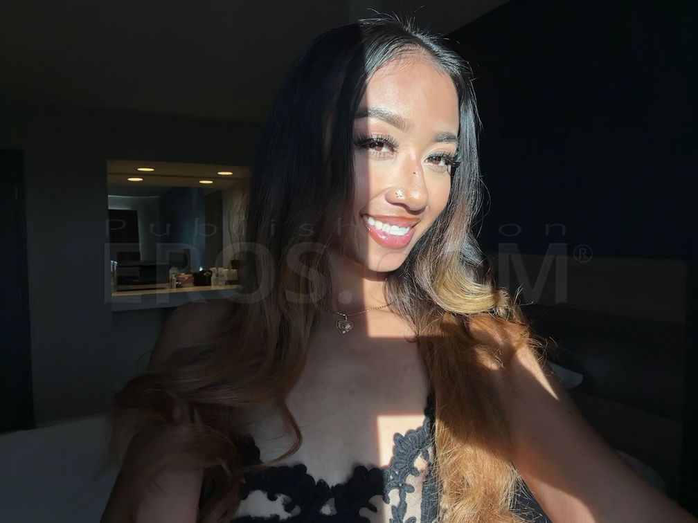 Yaya Vixen