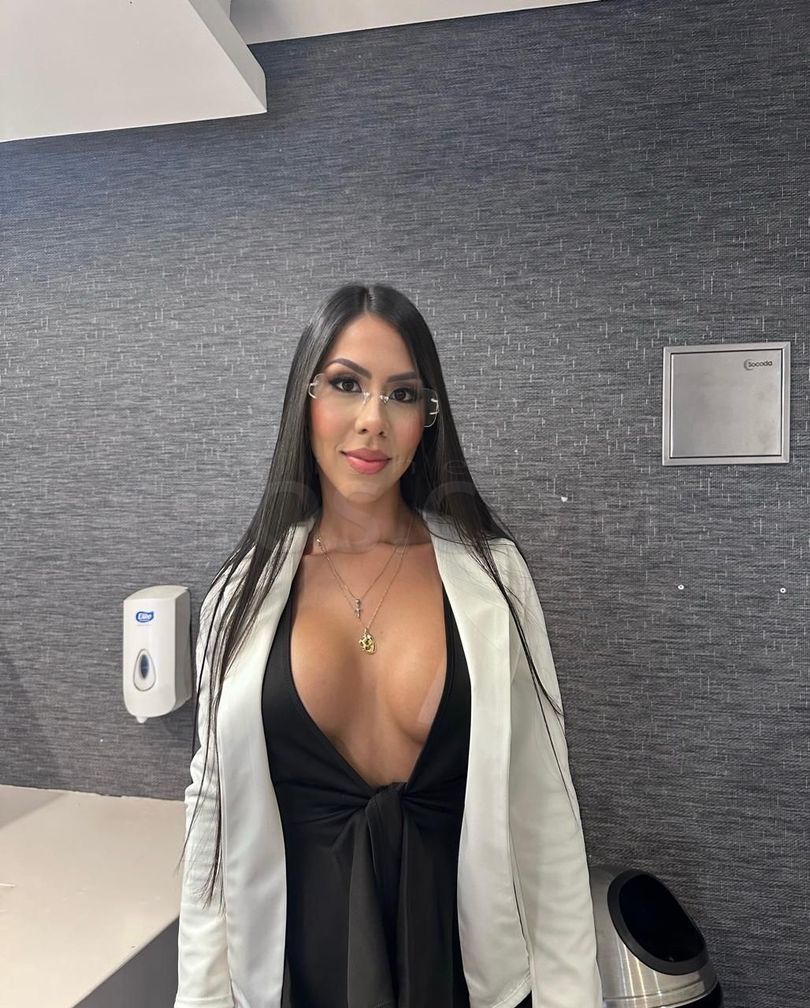 Violeta in Schaumburg