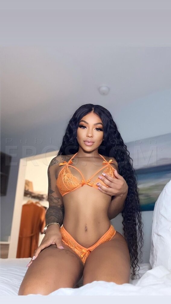 Mia