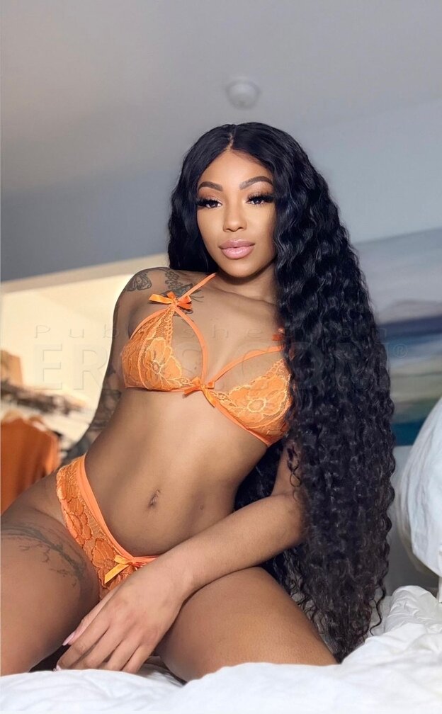 Mia