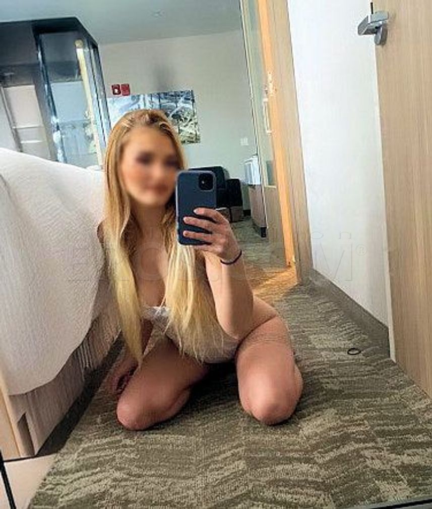 DaNi AnGel visiting Woodbridge area