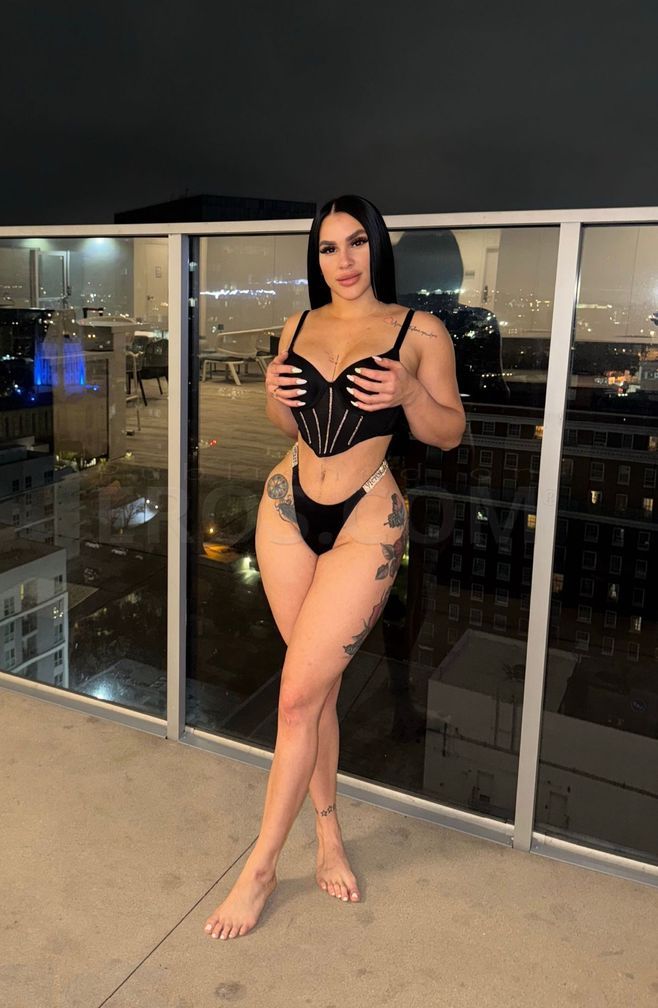 Mia
