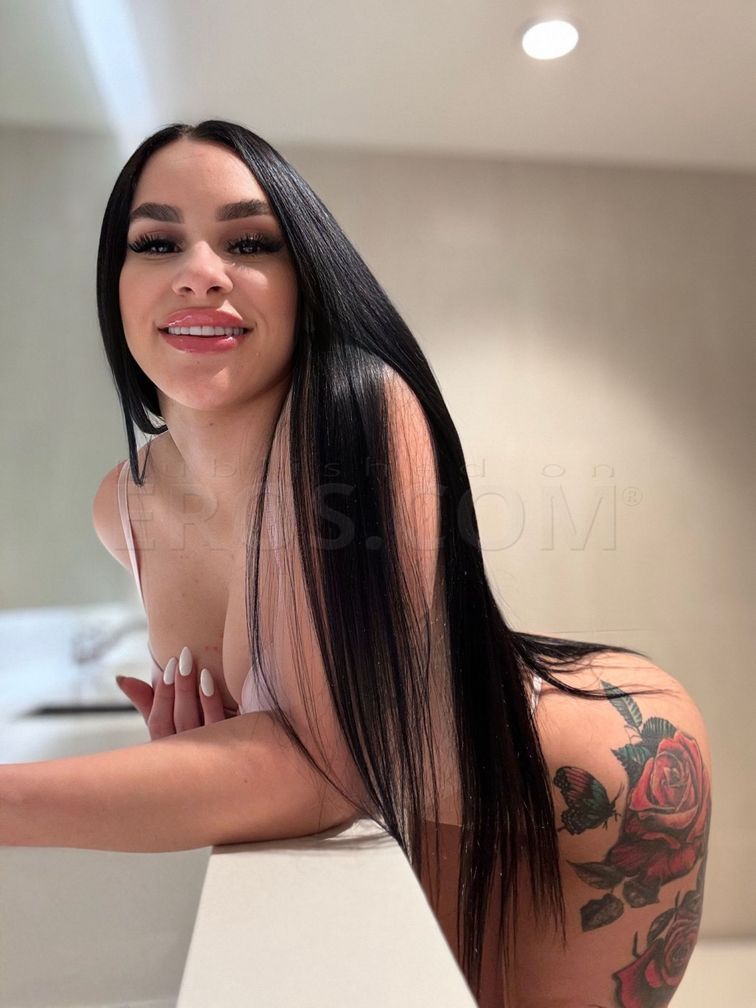 Mia