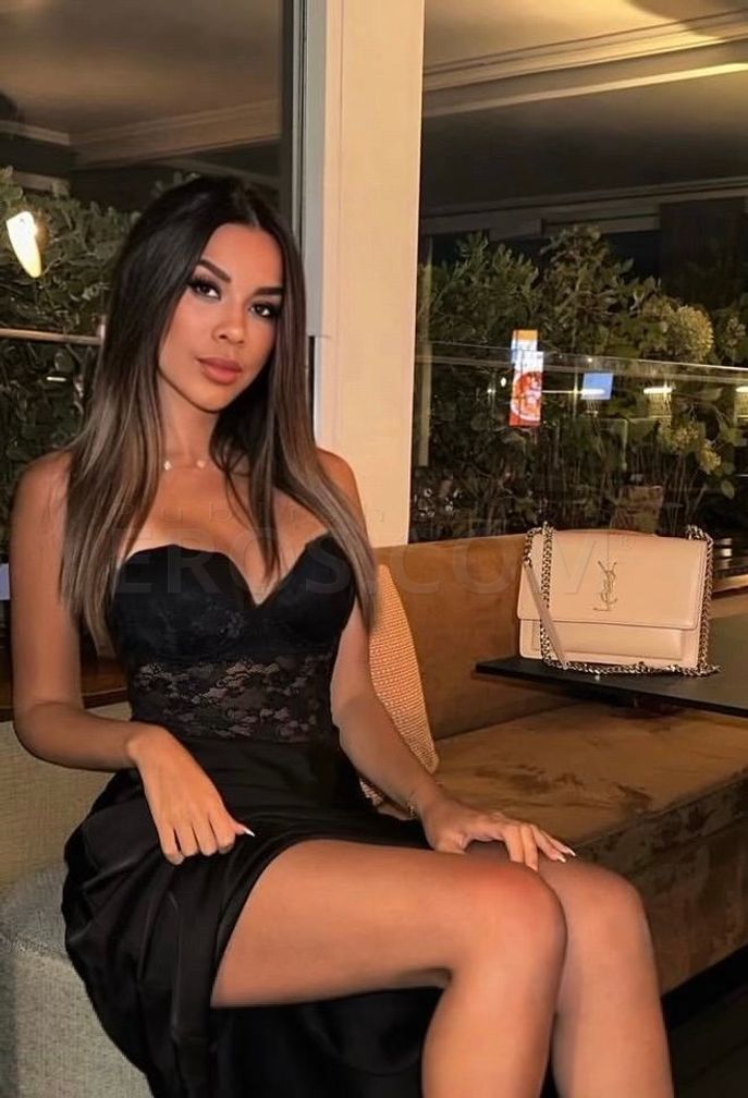 Mia