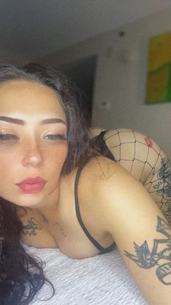 Layah rose
