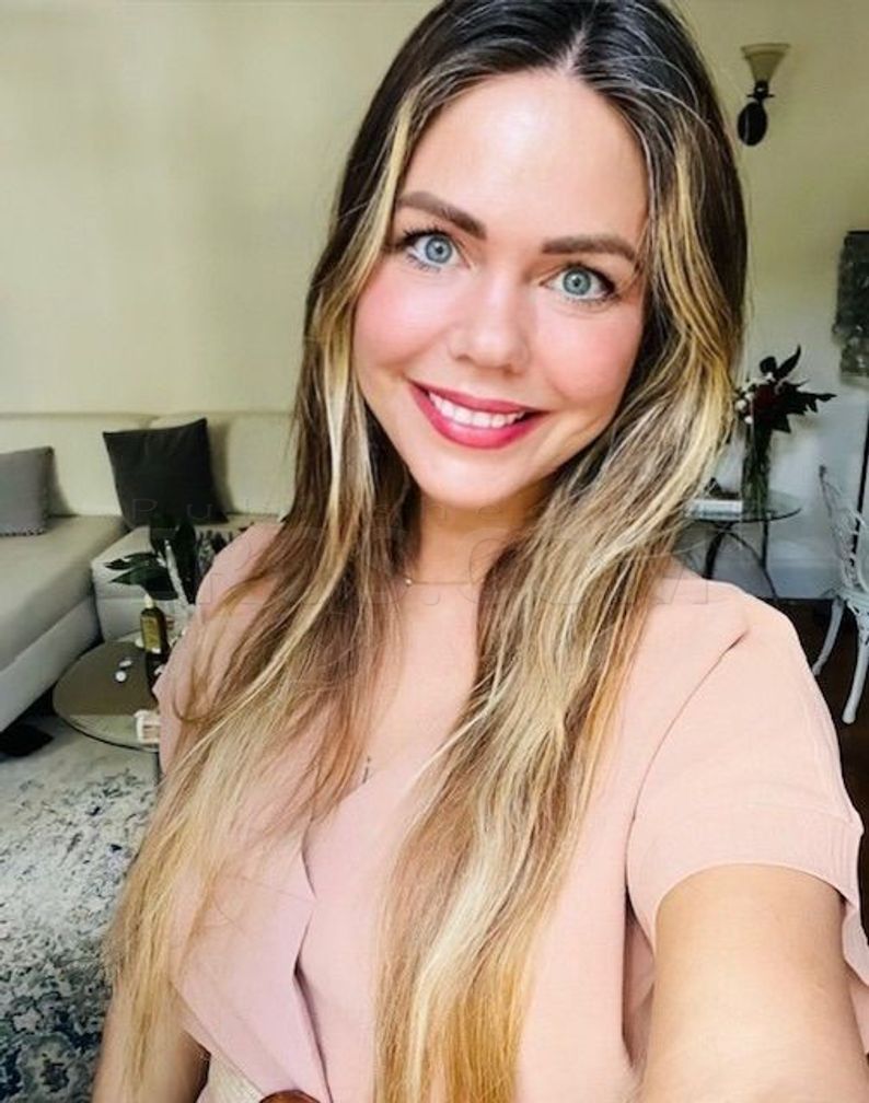 Ava