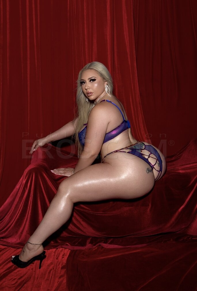 VIP Lola