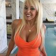 Alexis Golden Top Rated Star