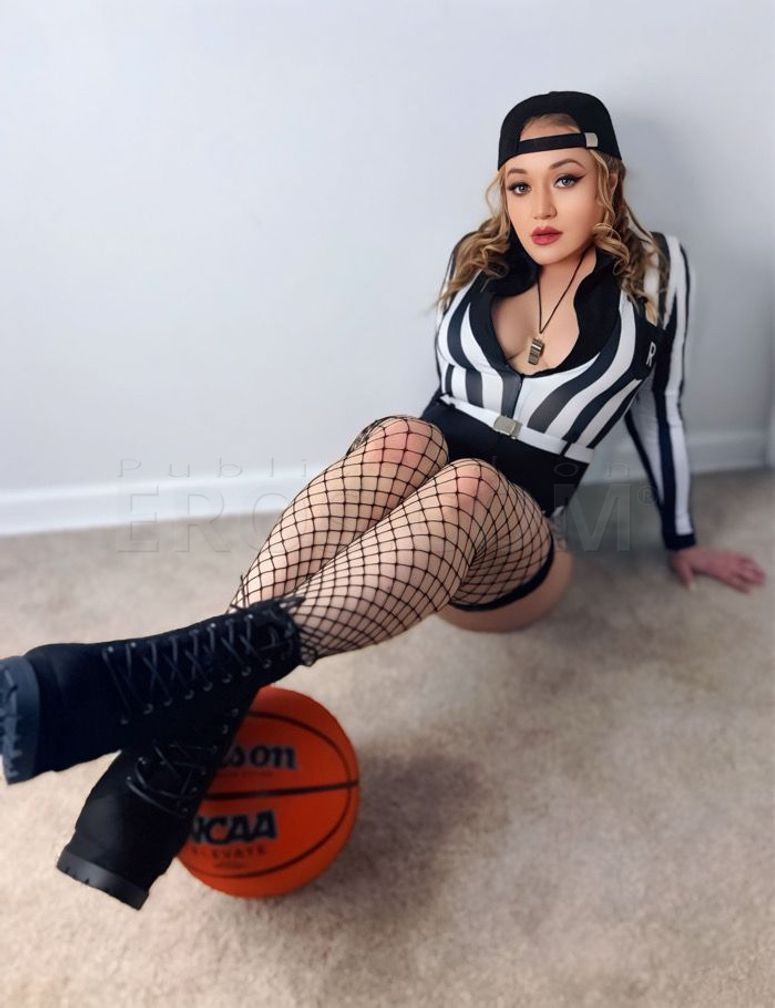 Leelee