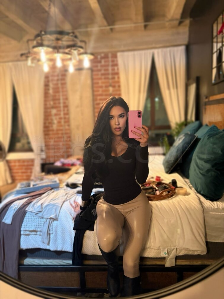 Mia